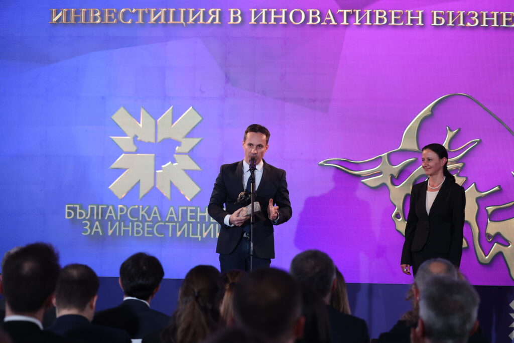 мир